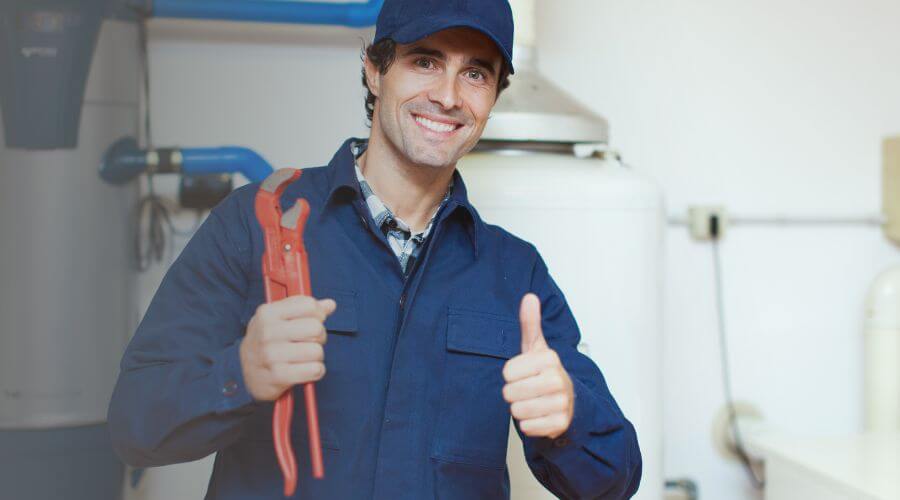 Professional water heater repair in Los Fresnos, TX